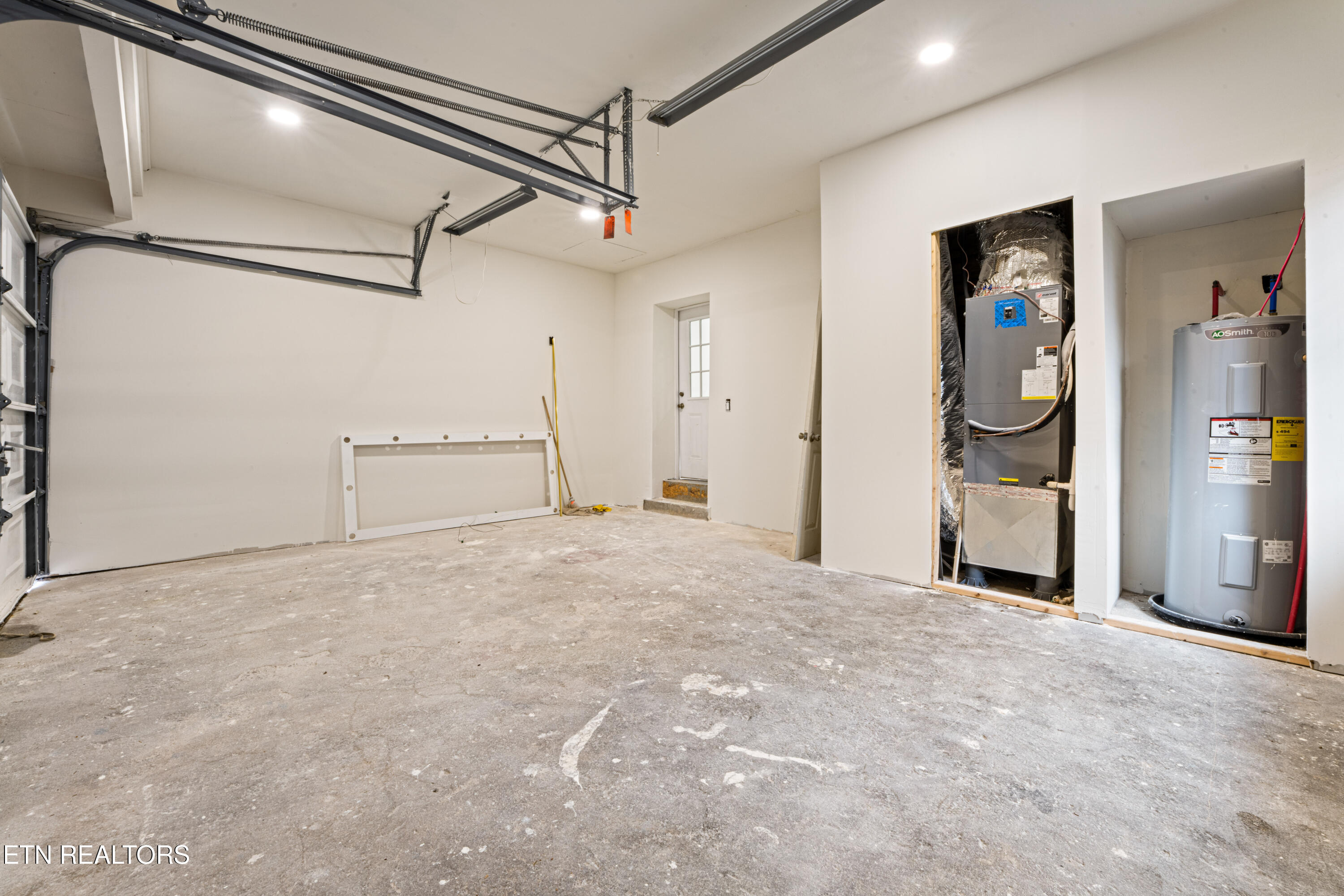 1025 Scarlet Road Newport, TN 37821 - Photo 34 of 37 AAP-44