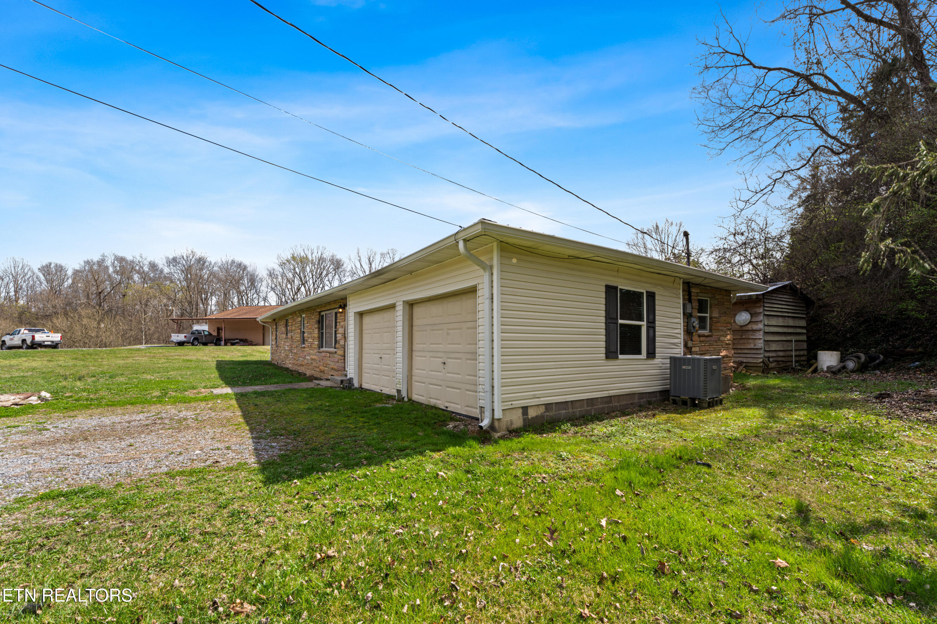 1025 Scarlet Road Newport, TN 37821 - Photo 5 of 37 AAP-9