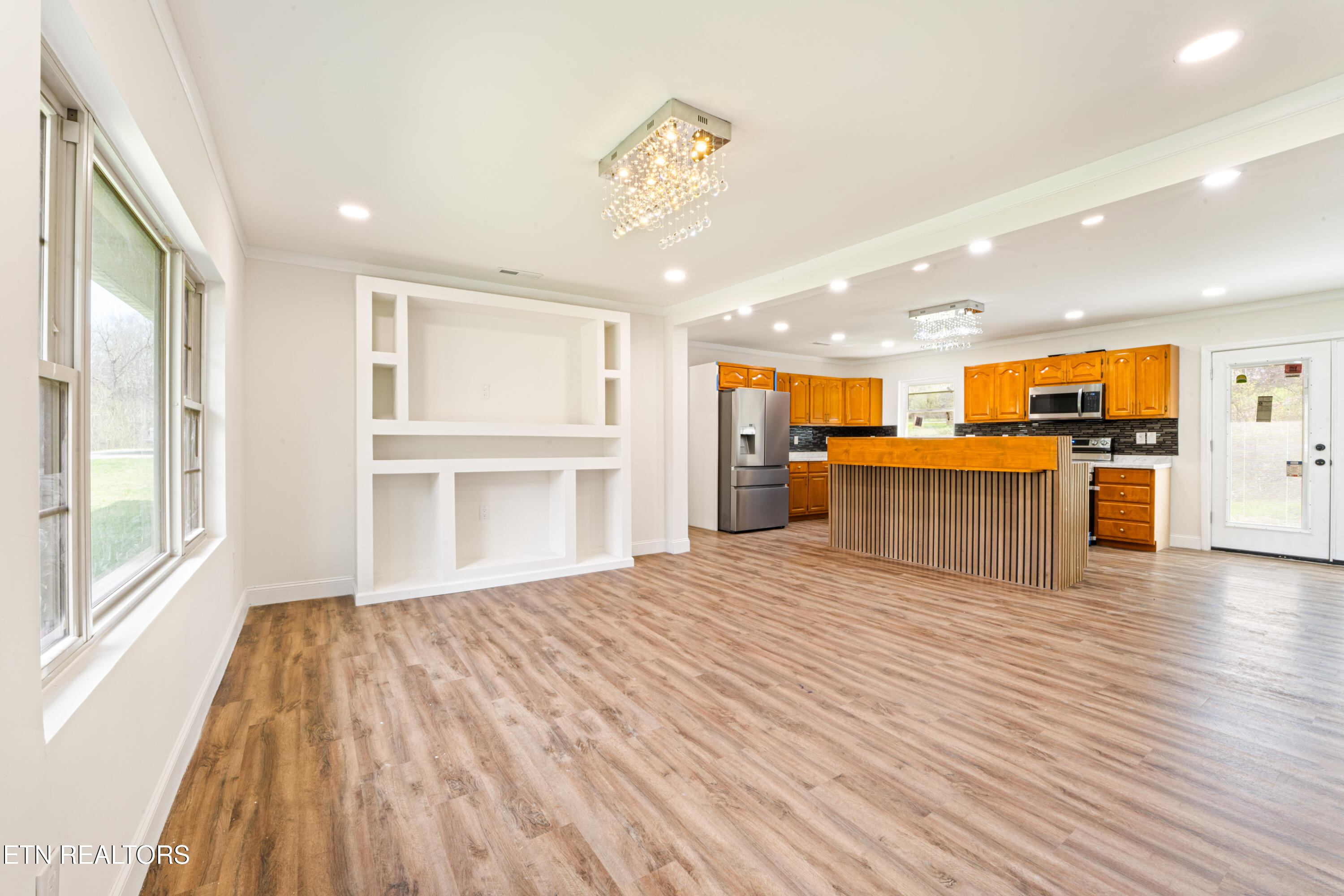 1025 Scarlet Road Newport, TN 37821 - Photo 7 of 37 AAP-11