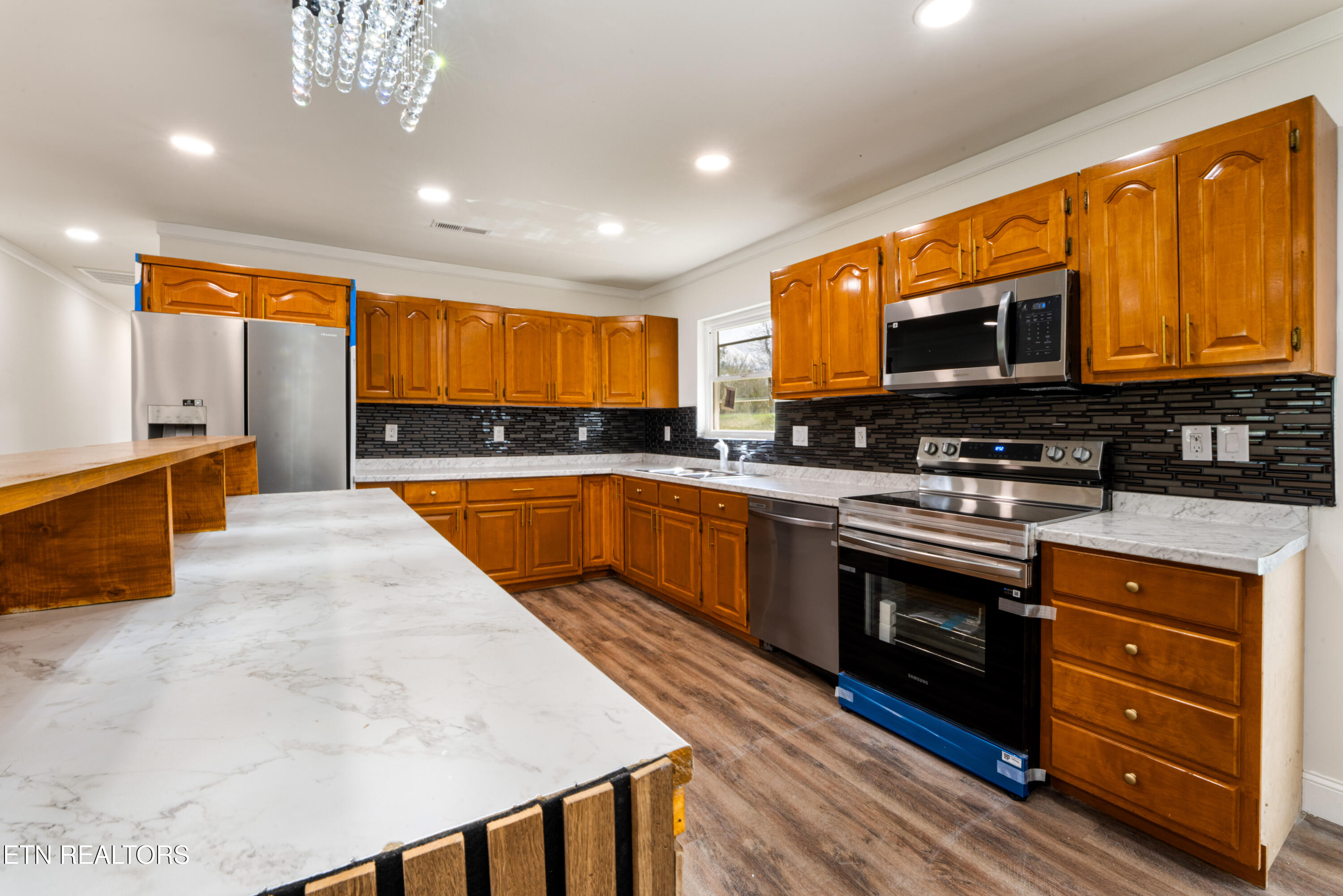 1025 Scarlet Road Newport, TN 37821 - Photo 10 of 37 AAP-14