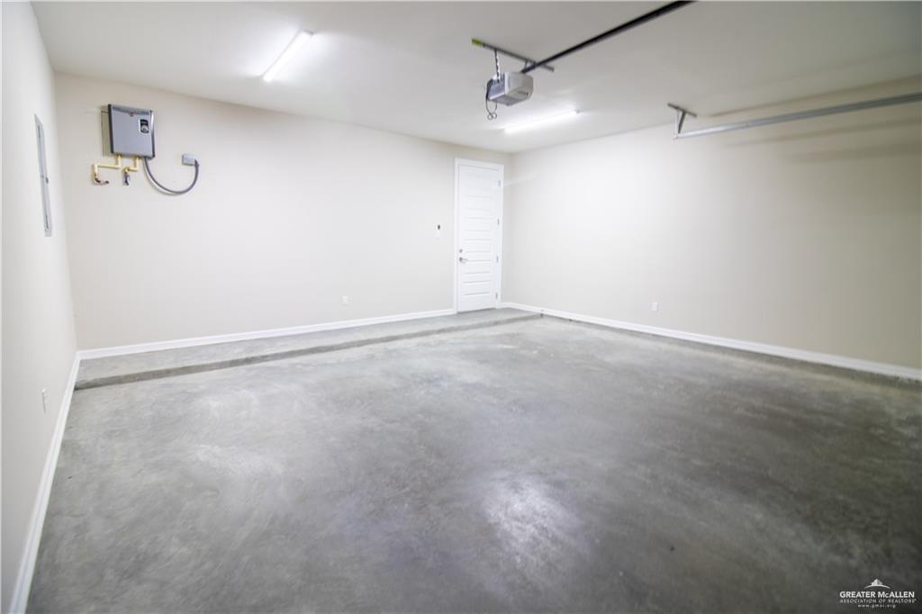 5315 North Crown Point Pharr, TX 78577 - Photo 19 of 30 a view of an empty room