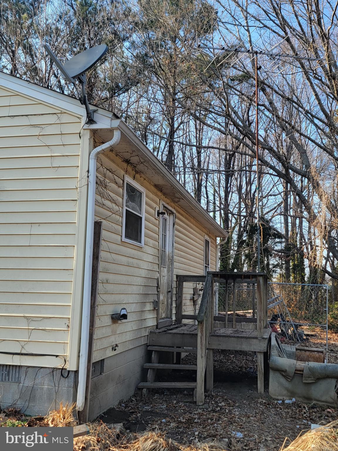 961 Ferry Road Heathsville, VA 22473 - Photo 4 of 6 a view of backyard with sitting area