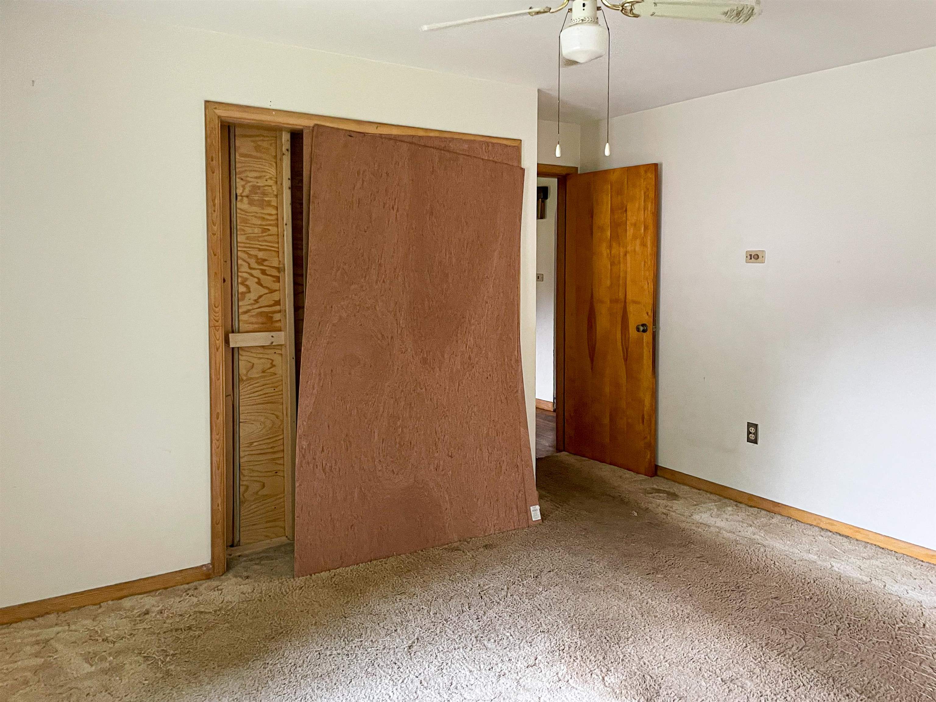 48 Harding Street Rochester, NH 03867 - Photo 11 of 30