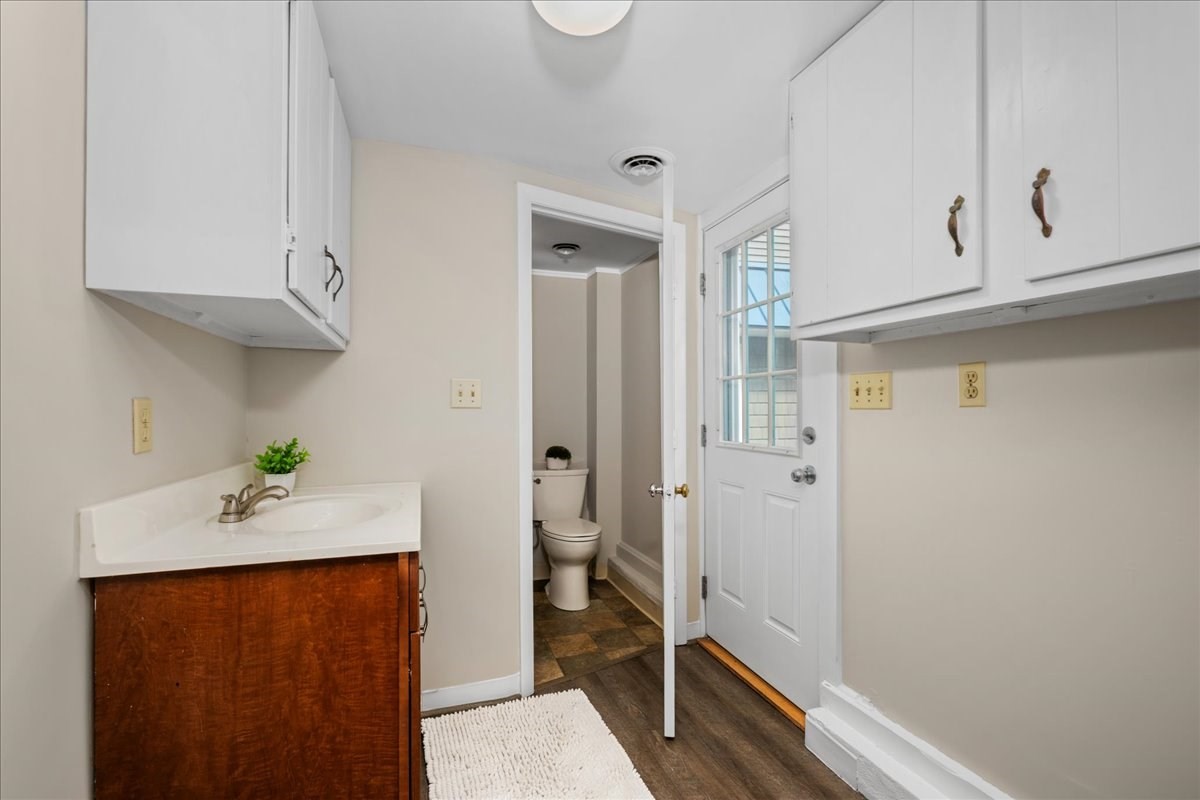 216 Boston Road Southborough, MA 01772 - Photo 23 of 39 Gallery Image 23