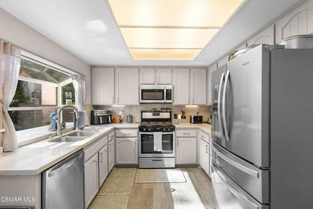 $1,110,000 | 2110 Laurelwood Drive, Thousand Oaks, CA 91362