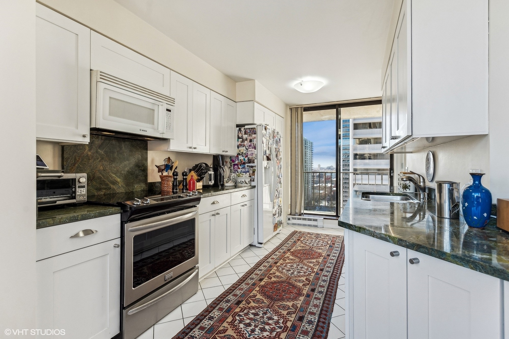 1410 North State Parkway, Unit 18B Chicago, IL 60610 - Photo 13 of 28