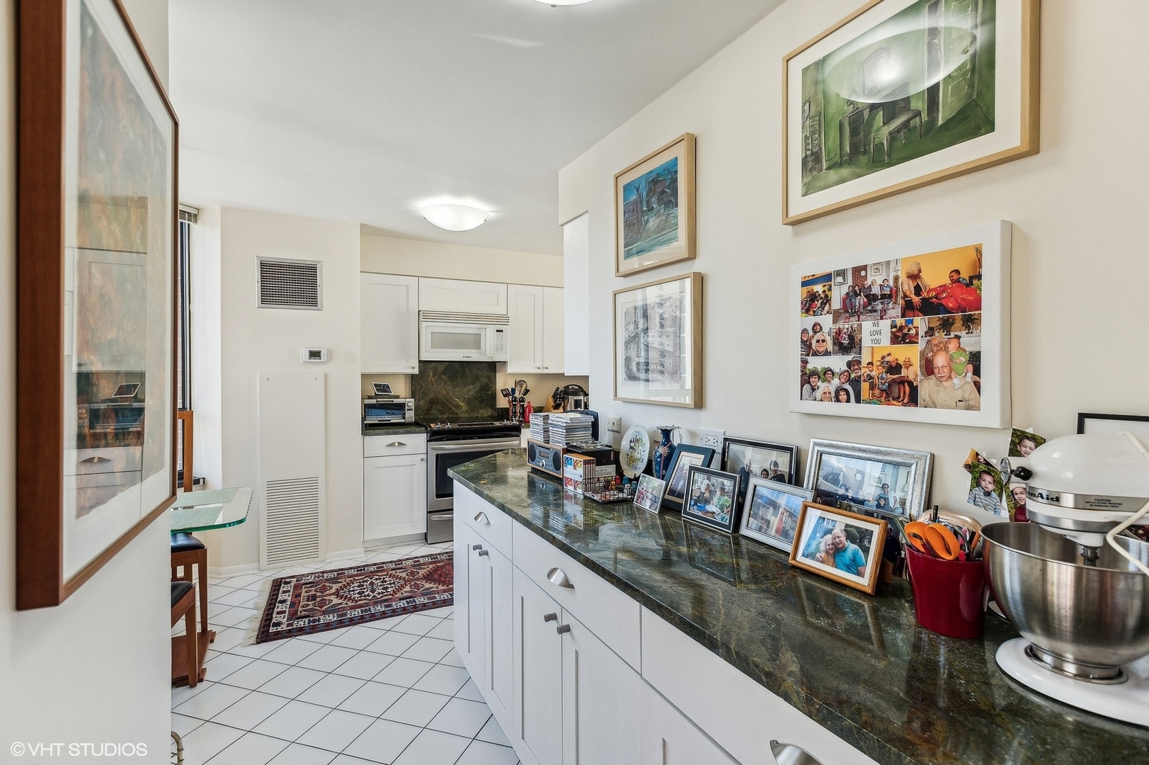 1410 North State Parkway, Unit 18B Chicago, IL 60610 - Photo 15 of 28