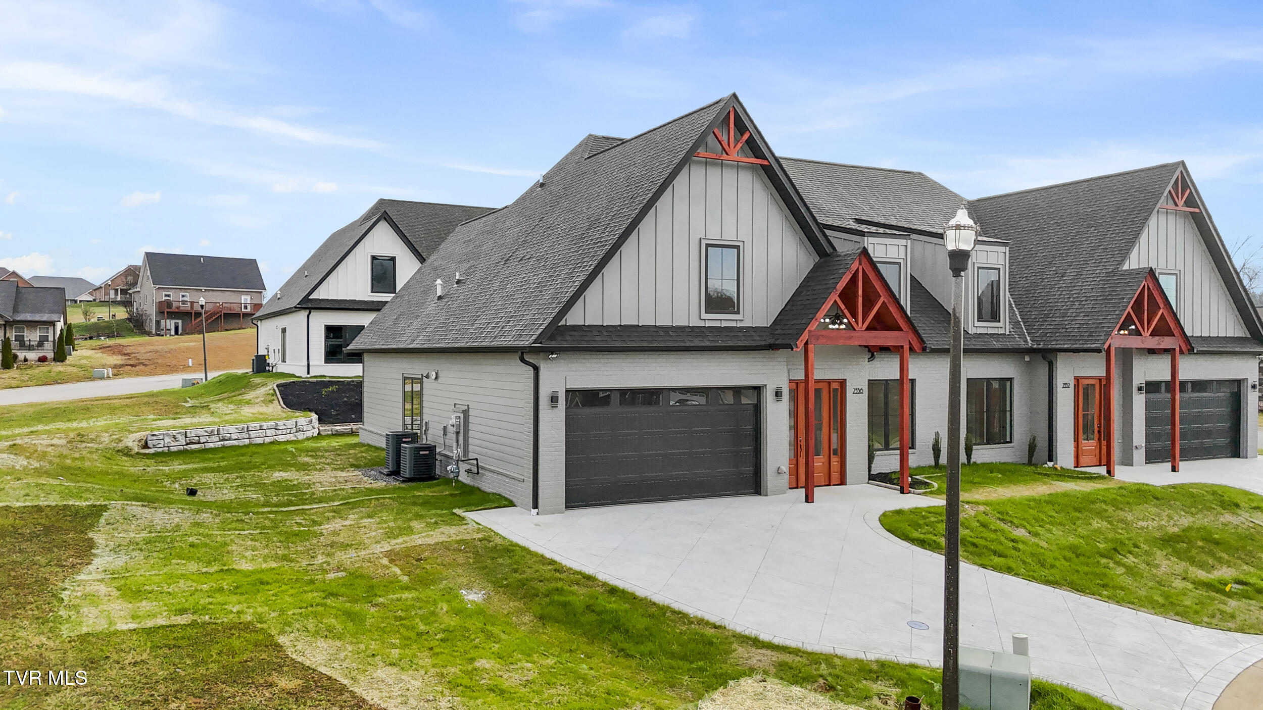 2336 Sydney Court Morristown, TN 37814 - Photo 3 of 53 3_dji_20251207102318_0320_d_1