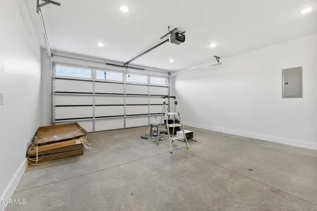 $479,000 | 2336 Sydney Court, Morristown, TN 37814