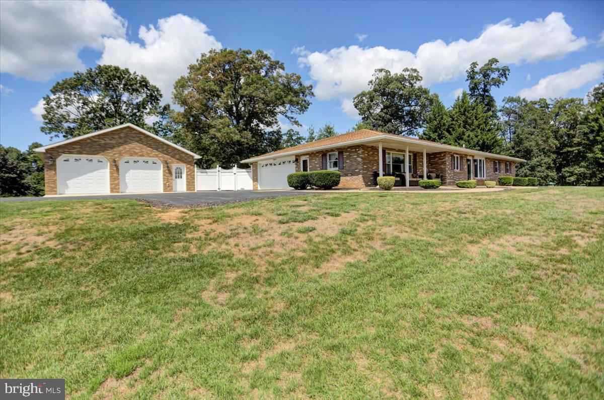 3681 New Franklin Road Chambersburg, PA 17202 - Photo 8 of 58 Gallery Image 8