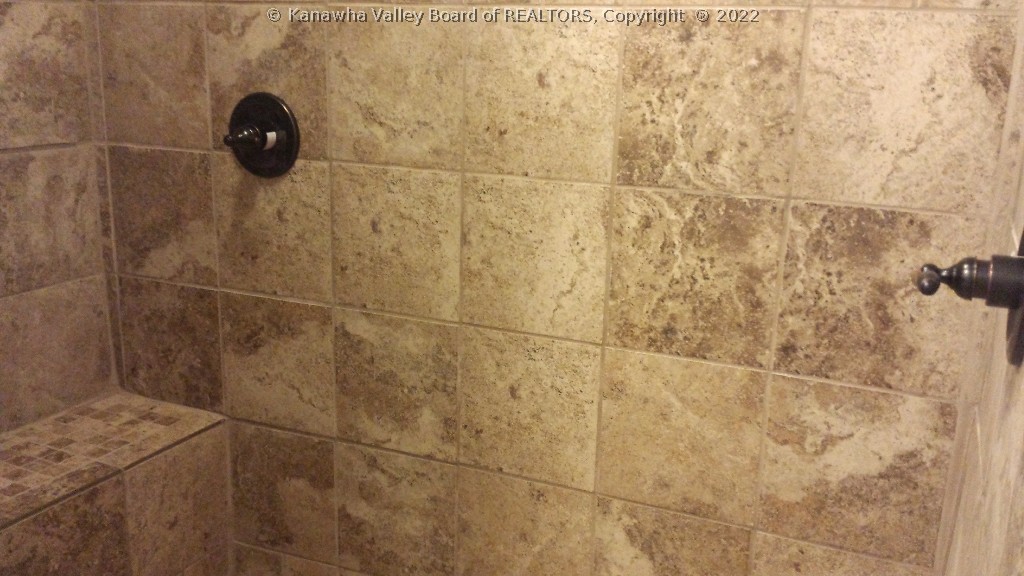5300 Jericho Road Point Pleasant, WV 25550 - Photo 17 of 26 Custom Master Shower w/Seat, Dual Showers
