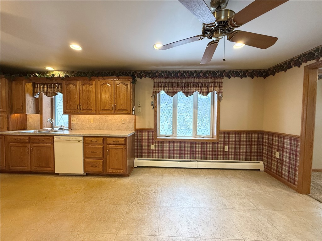 61 Main Street Lewis Run, PA 16738 - Photo 16 of 39 Gallery Image 16