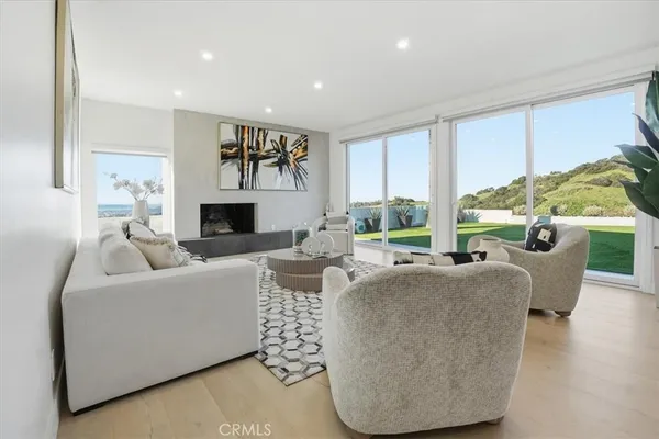 $2,050,000 | 2717 North Mountain Avenue, Claremont, CA 91711