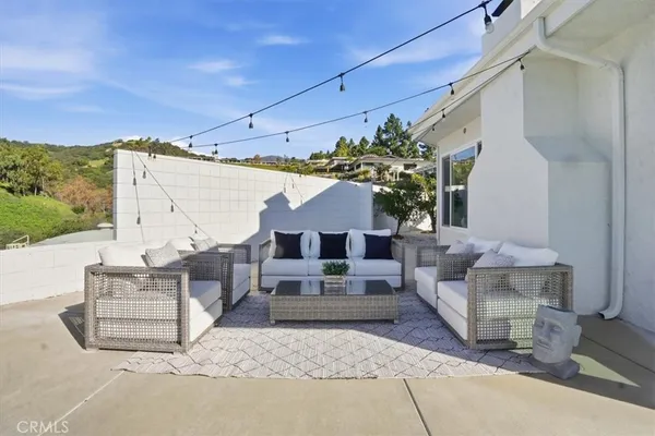 $2,050,000 | 2717 North Mountain Avenue, Claremont, CA 91711