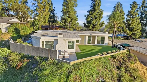 $2,050,000 | 2717 North Mountain Avenue, Claremont, CA 91711