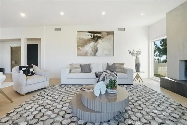 $2,050,000 | 2717 North Mountain Avenue, Claremont, CA 91711