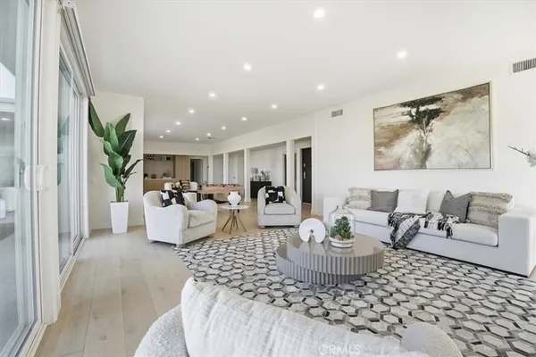 $2,050,000 | 2717 North Mountain Avenue, Claremont, CA 91711