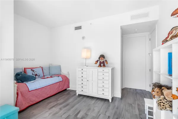 $17,000 | 10201 Collins Avenue, Unit 605, Bal Harbour, FL 33154