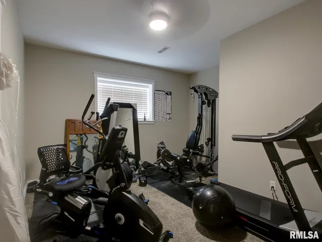 $875,750 | 3344 Hunter Road, Quincy, IL 62305