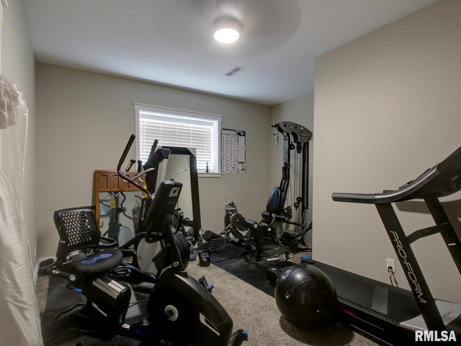 3344 Hunter Road Quincy, IL 62305 - Photo 20 of 31