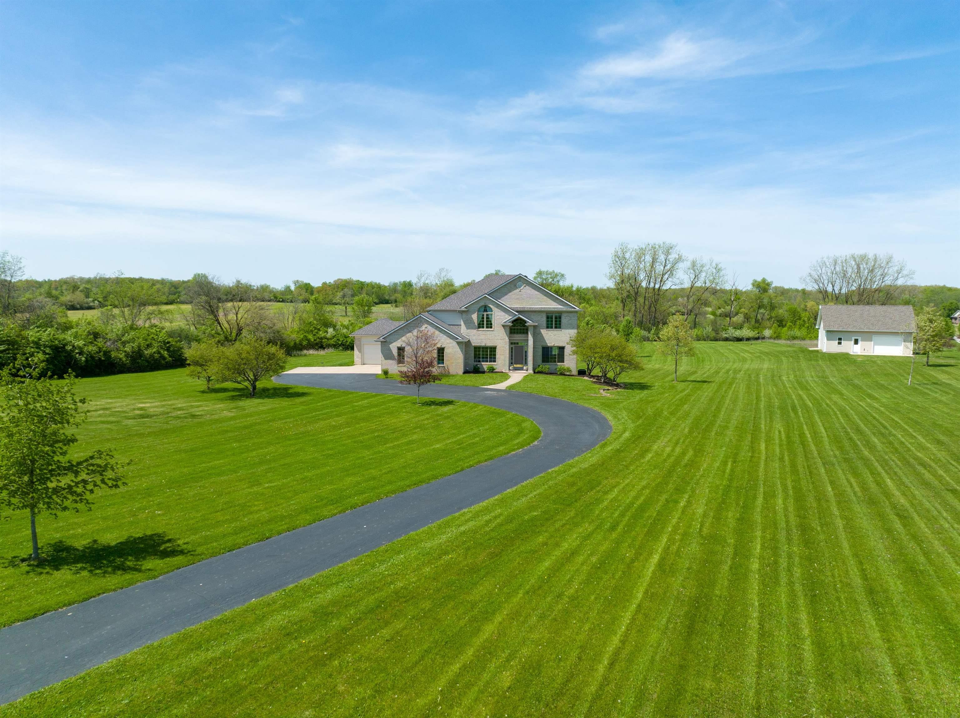 12514 Kress Road Roanoke, IN 46783 - Photo 2 of 36