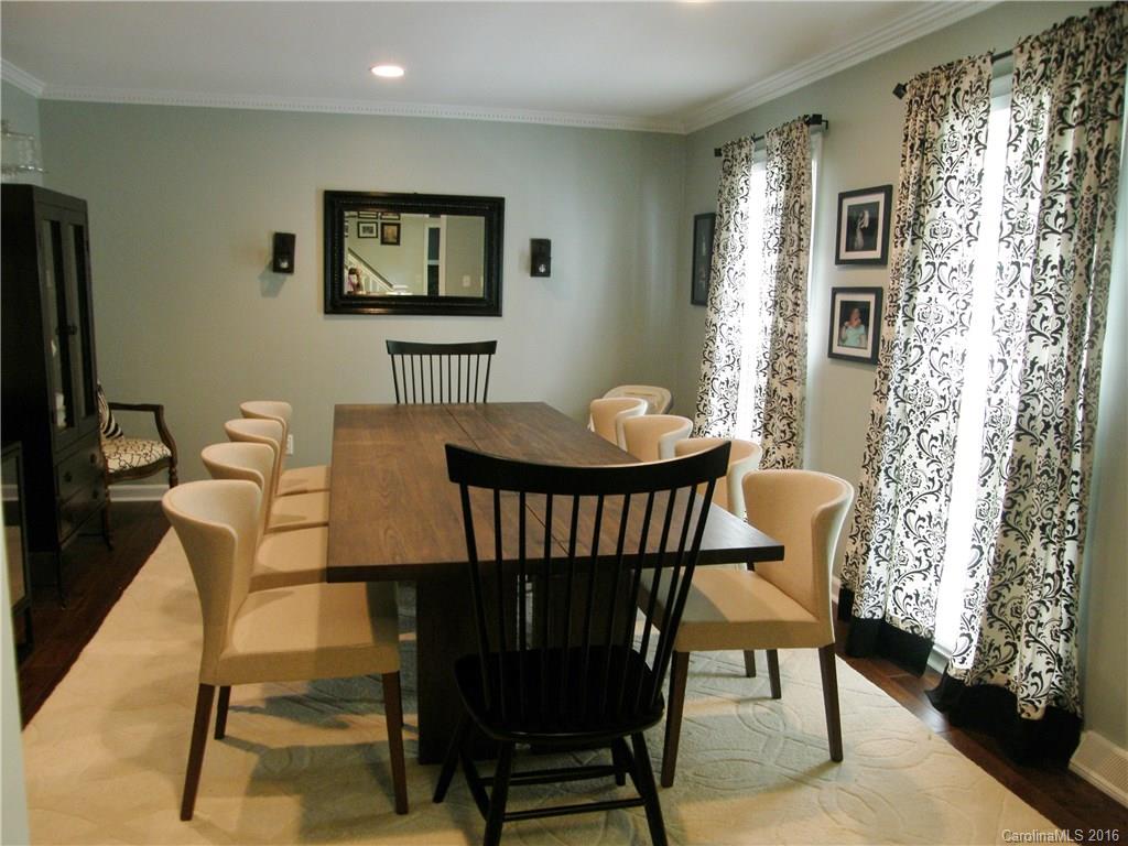 3410 Chevington Road Charlotte, NC 28226 - Photo 4 of 24 Gallery Image 4