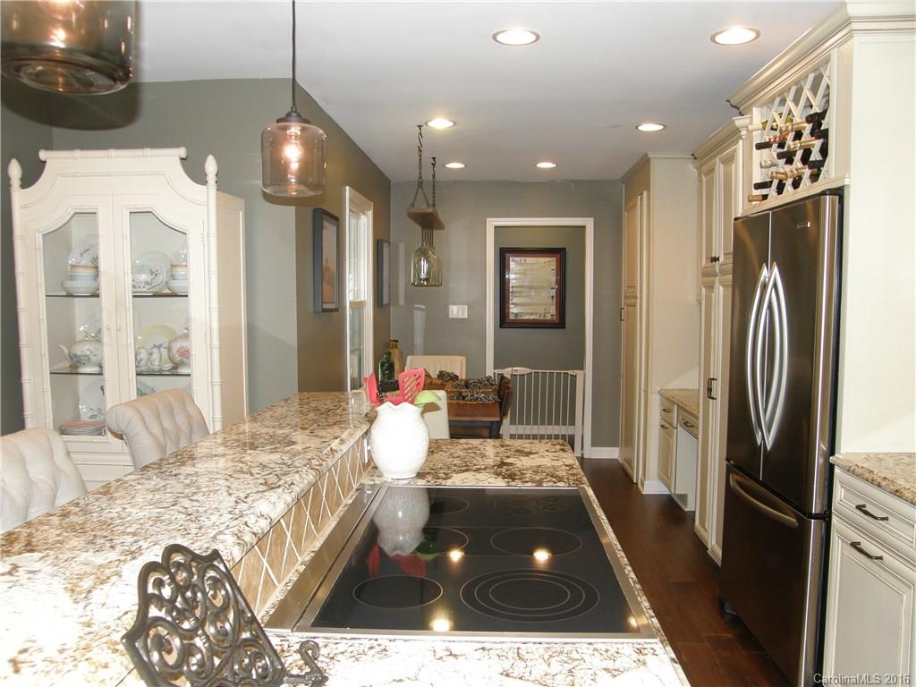 3410 Chevington Road Charlotte, NC 28226 - Photo 8 of 24 Gallery Image 8