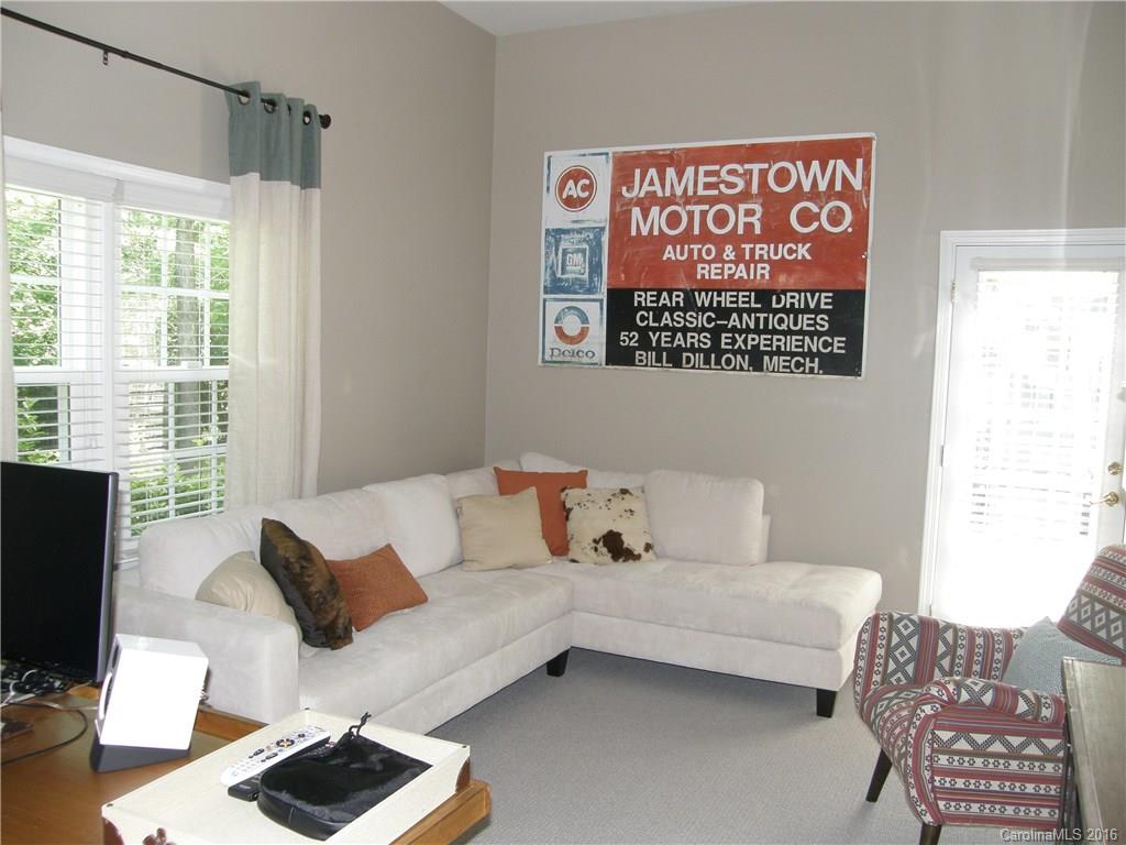 3410 Chevington Road Charlotte, NC 28226 - Photo 10 of 24 Gallery Image 10