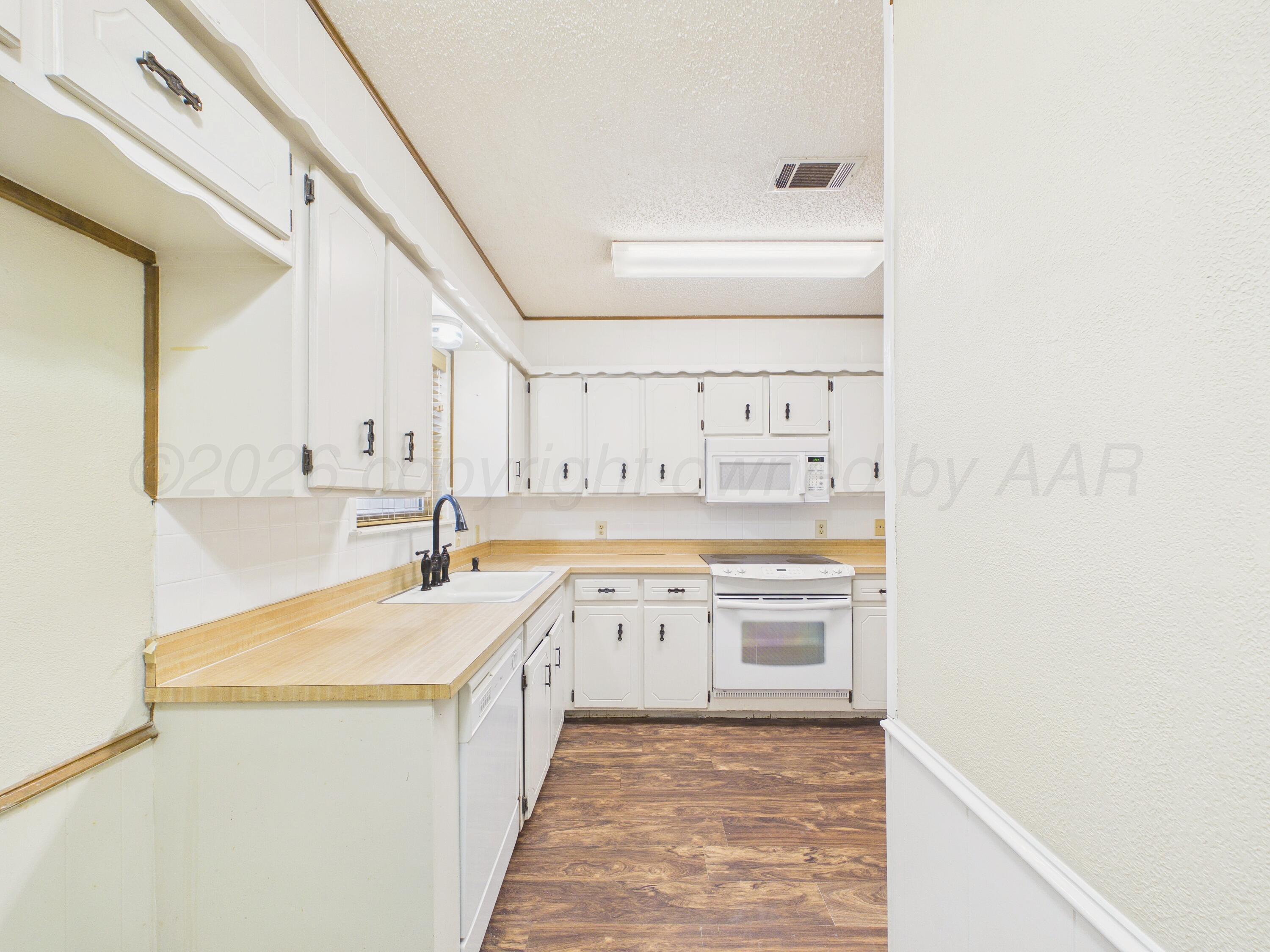 5103 McCarty Boulevard Amarillo, TX 79110 - Photo 7 of 23 Mccarty (25)
