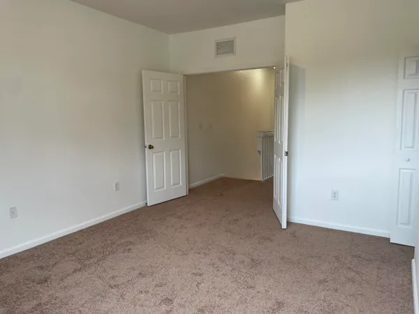 $2,400 | 5155 Southeast Mariner Garden Circle, Stuart, FL 34997