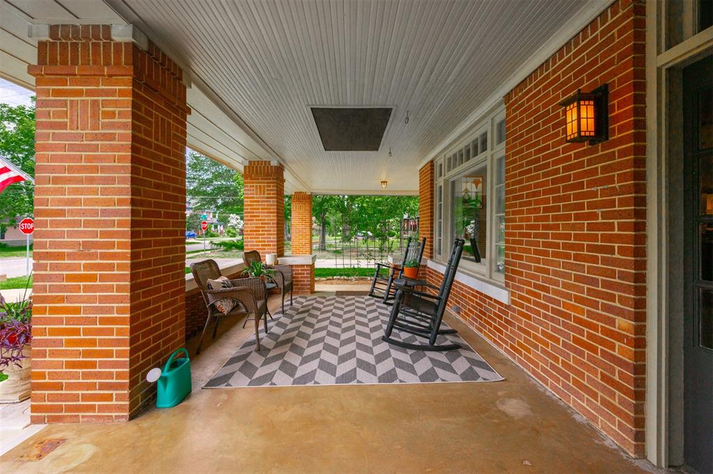 354 West Washington Street Paris, TX 75460 - Photo 3 of 35