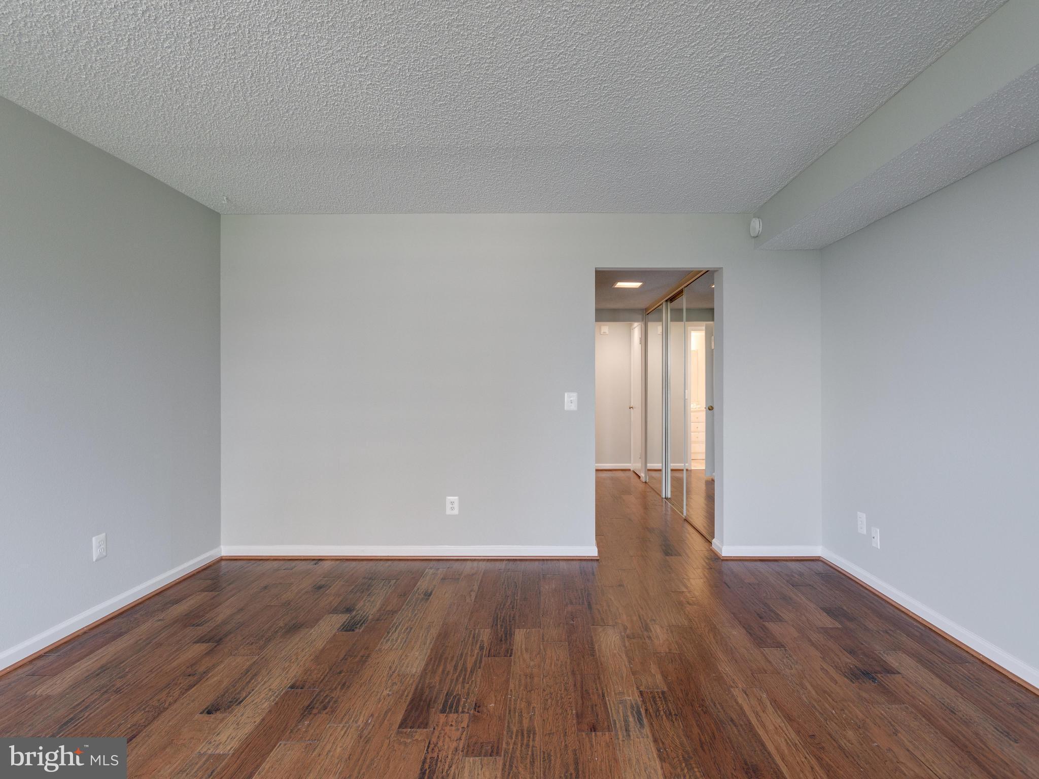 6101 Edsall Road, Unit 809 Alexandria, VA 22304 - Photo 15 of 27 Bedroom (Master)