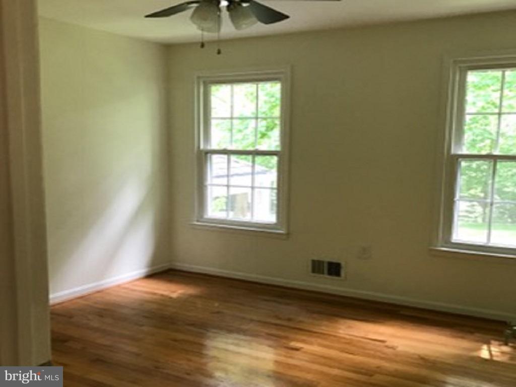 8715 Mitchell Road La Plata, MD 20646 - Photo 17 of 28 bedroom 1
