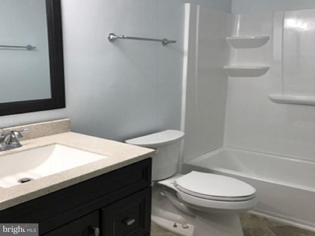 8715 Mitchell Road La Plata, MD 20646 - Photo 19 of 28 upstairs bath