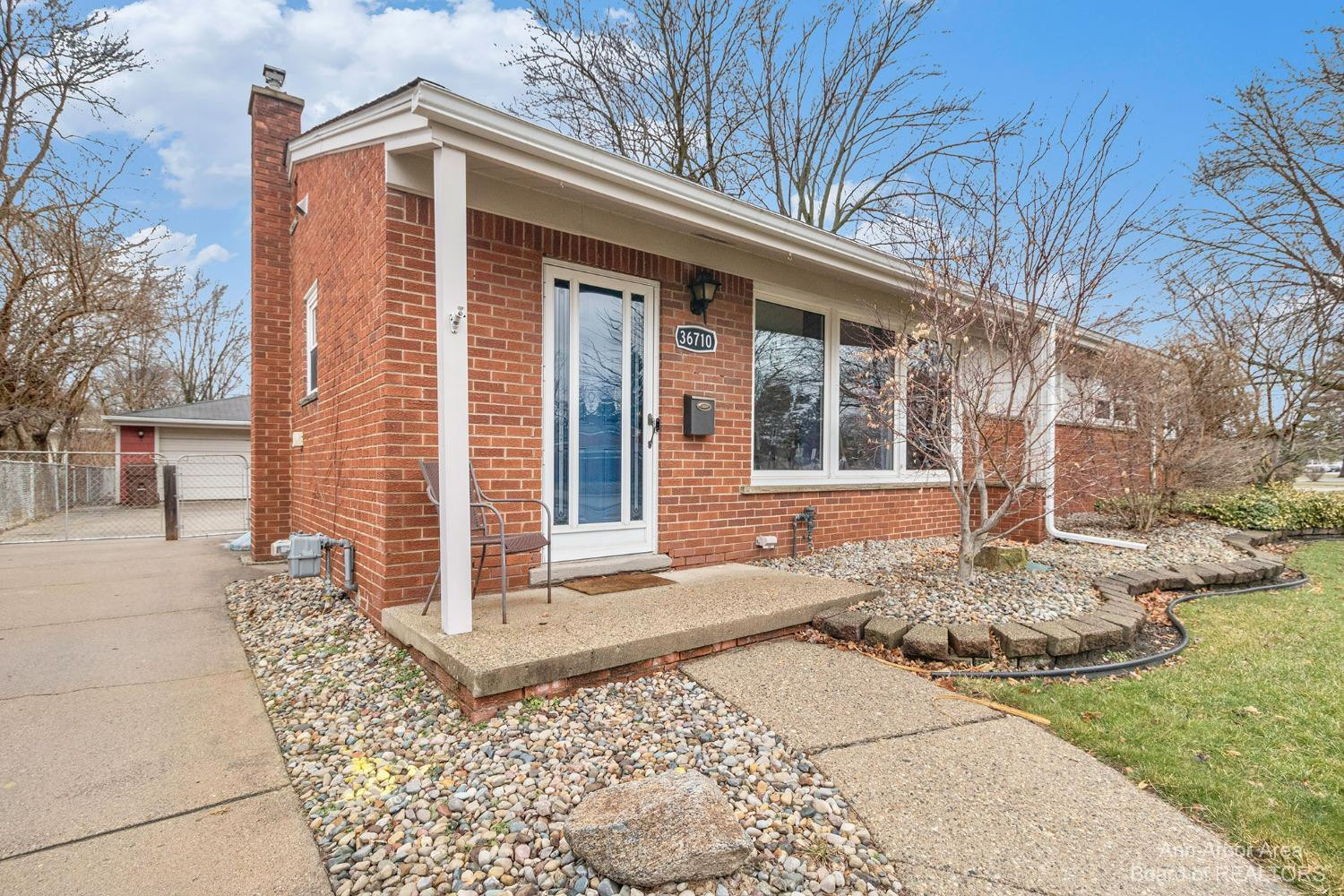 36710 Greenbush Road Wayne, MI 48184 - Photo 2 of 26 Photo 2