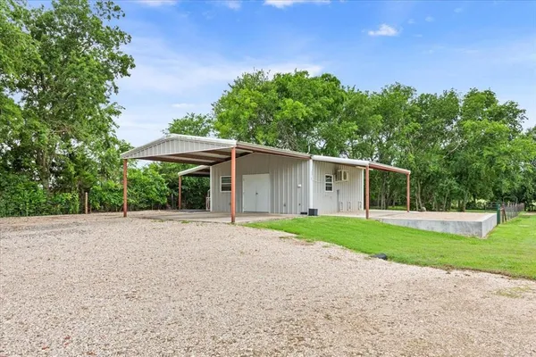$838,000 | 259 County Road 149, Riesel, TX 76682