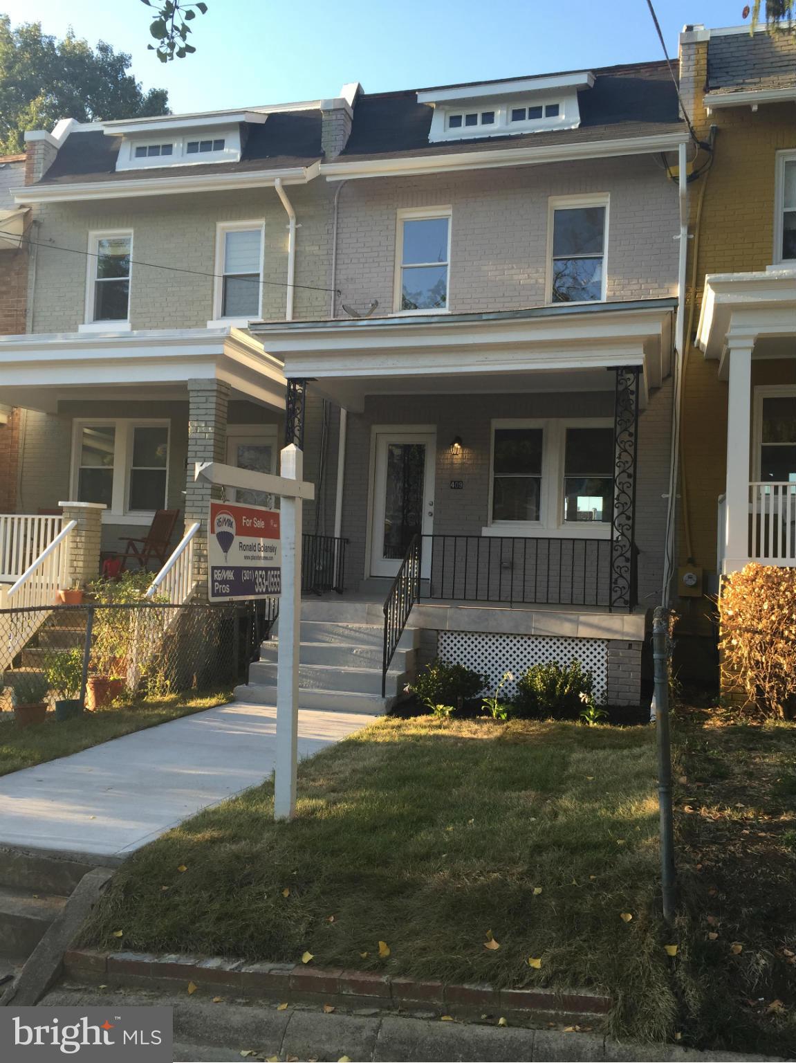 409 Delafield Place Northwest Washington, DC 20011 - Photo 1 of 30 Exterior (Front)