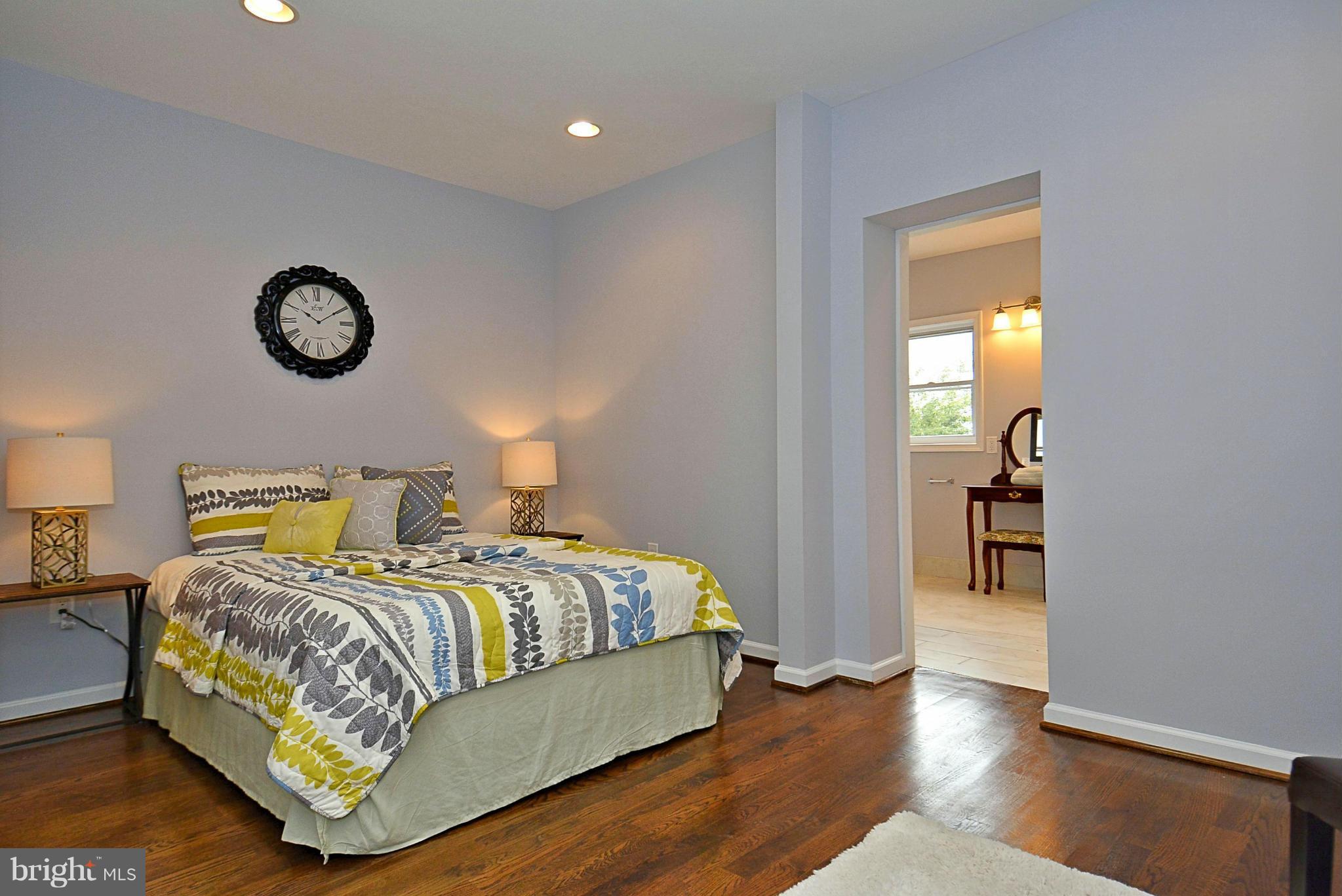 409 Delafield Place Northwest Washington, DC 20011 - Photo 19 of 30 Bedroom (Master)
