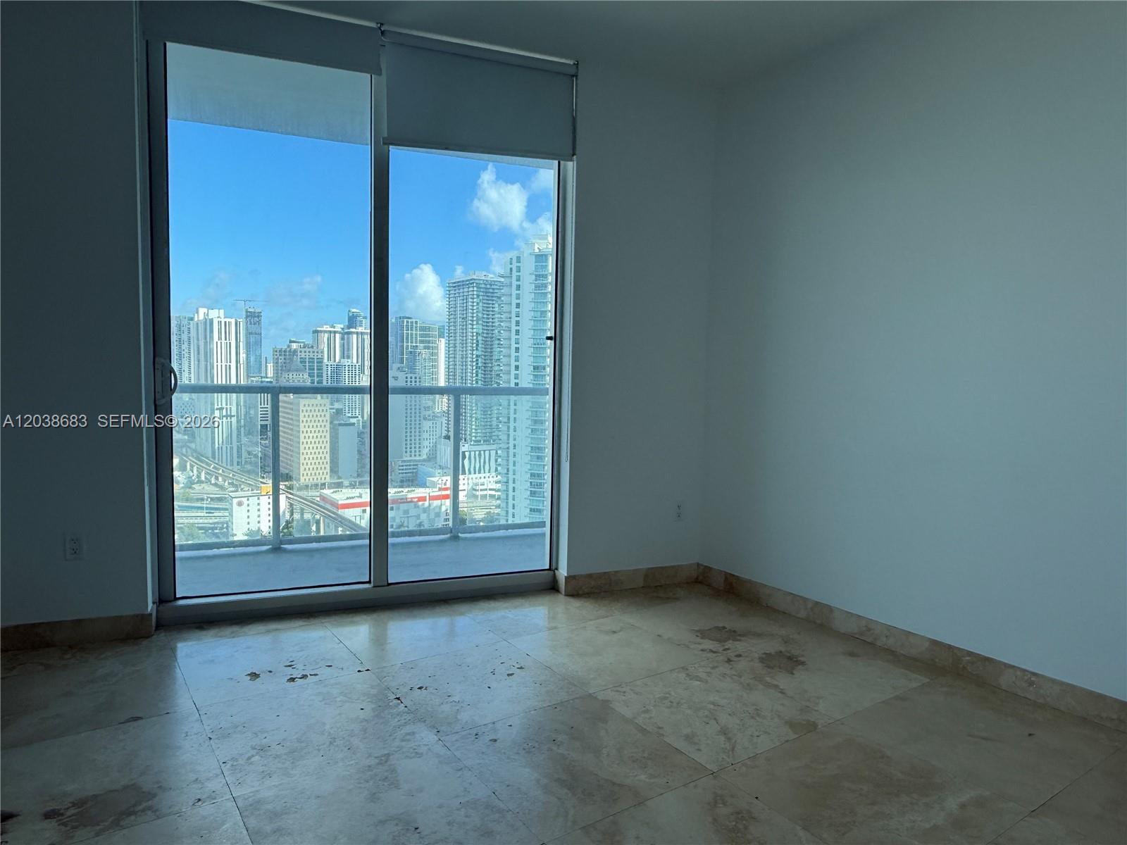 185 Southwest 7th Street, Unit 3311 Miami, FL 33130 - Photo 8 of 14