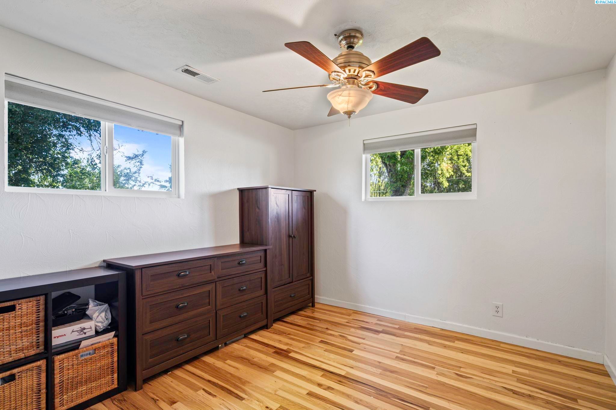 29304 South Gerards Road Kennewick, WA 99337 - Photo 23 of 47 Gallery Image 23