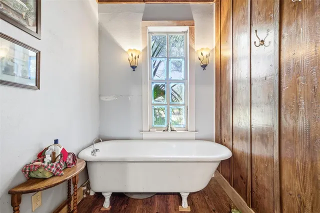 $175,000 | 409 China Street, Calvert, TX 77837