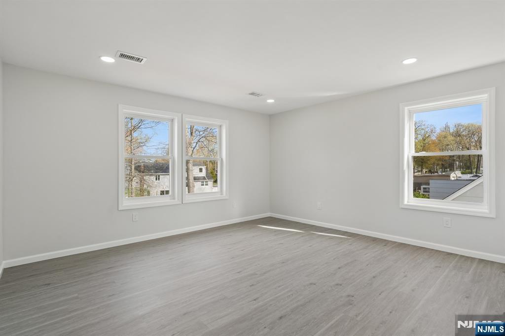 26 Hunterdon Road West Orange, NJ 07052 - Photo 31 of 39 Gallery Image 31
