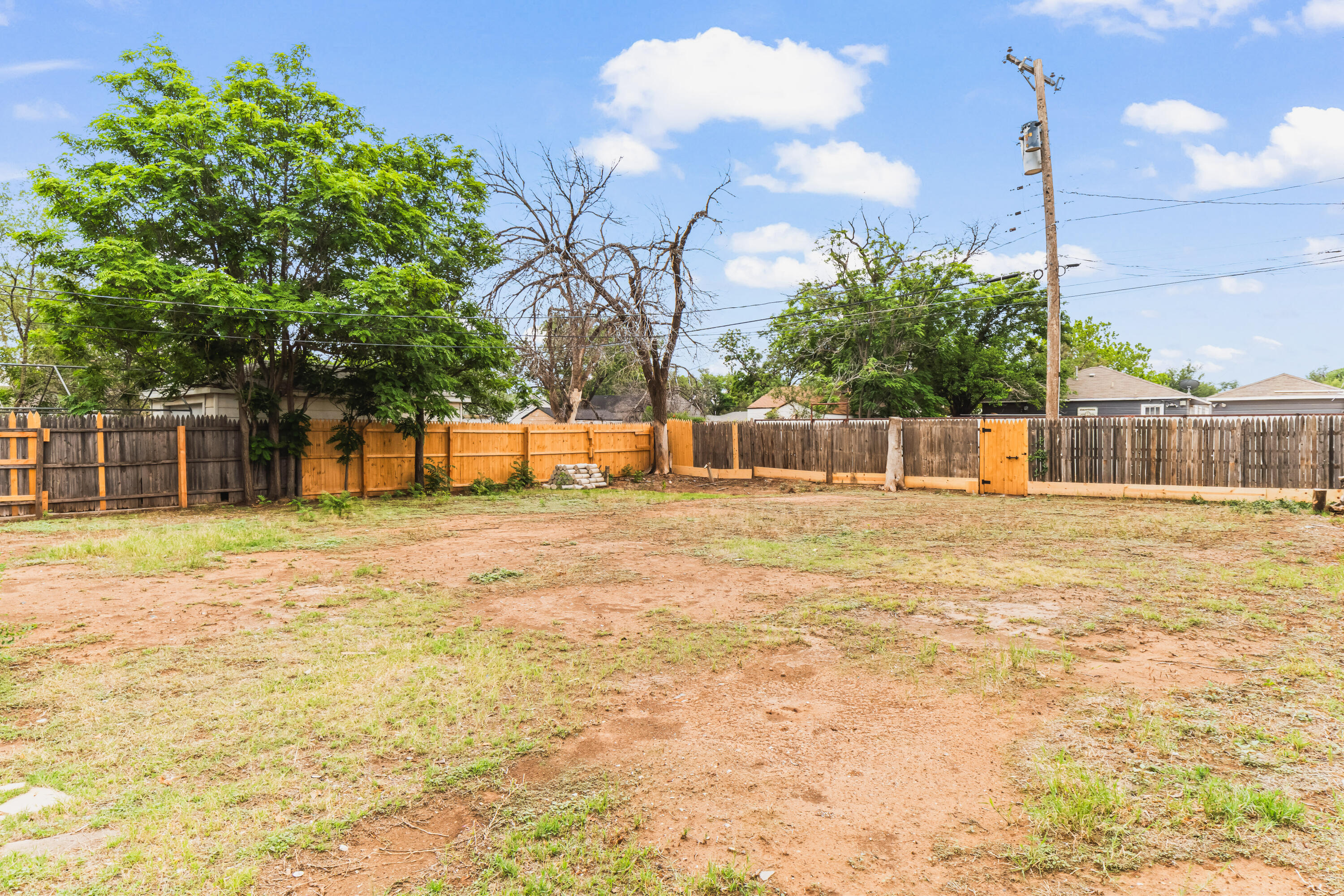 2617 35th Street Lubbock, TX 79413 - Photo 17 of 17 DSC08487