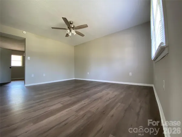 $1,095 | 111 Stamey Avenue, Unit 2, Morganton, NC 28655