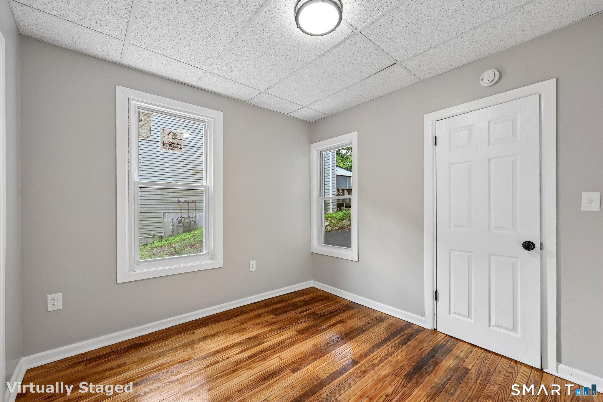 52 Wilson Street Waterbury, CT 06708 - Photo 19 of 29 Gallery Image 19