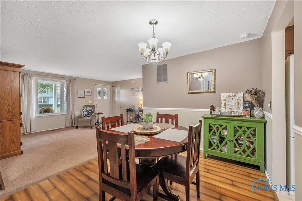 2054 Bromford Road Maumee, OH 43537 - Photo 17 of 24 Gallery Image 17