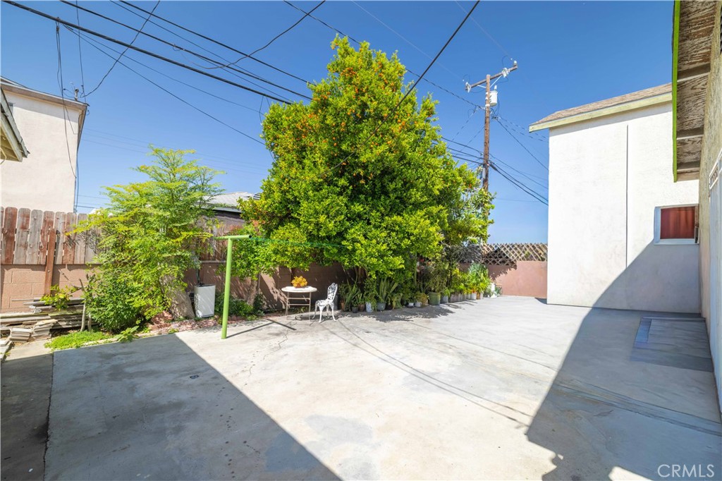 2765 East Tyler Street Carson, CA 90810 - Photo 14 of 20