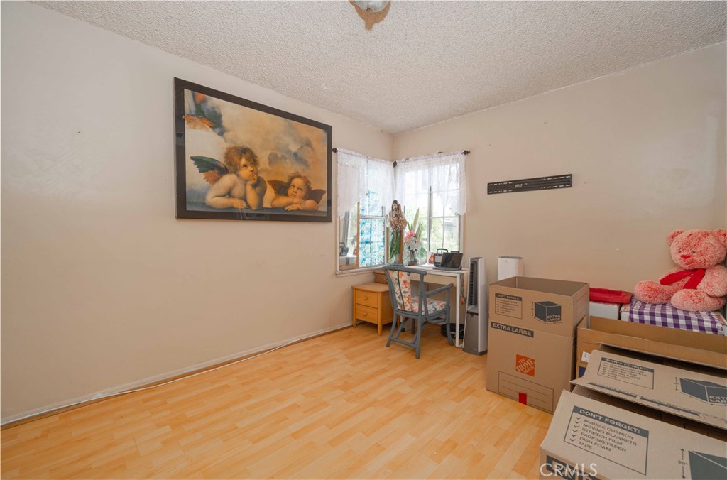 2765 East Tyler Street Carson, CA 90810 - Photo 7 of 20