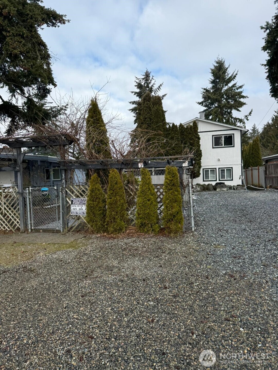 3730 Southwest 99th Street Seattle, WA 98126 - Photo 29 of 38