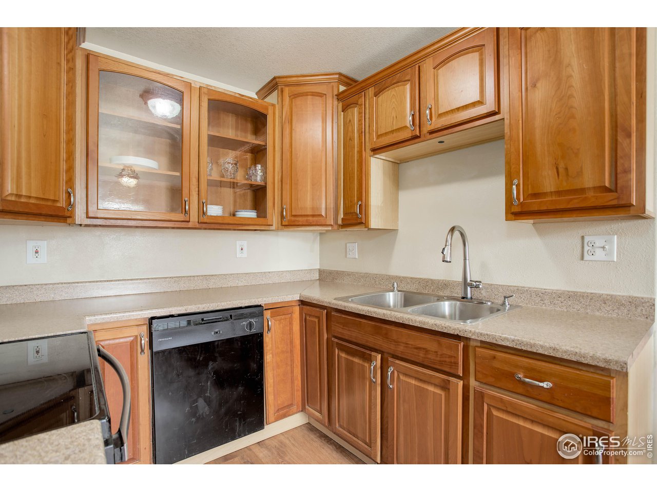 3713 Riverside Parkway Evans, CO 80620 - Photo 3 of 14 Gallery Image 3